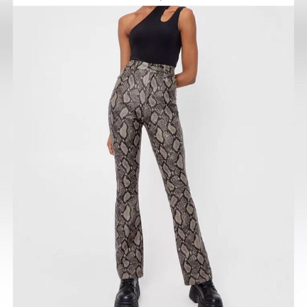 Nasty Gal Snake Print Coated Flare Jeans Split Hem Size 4